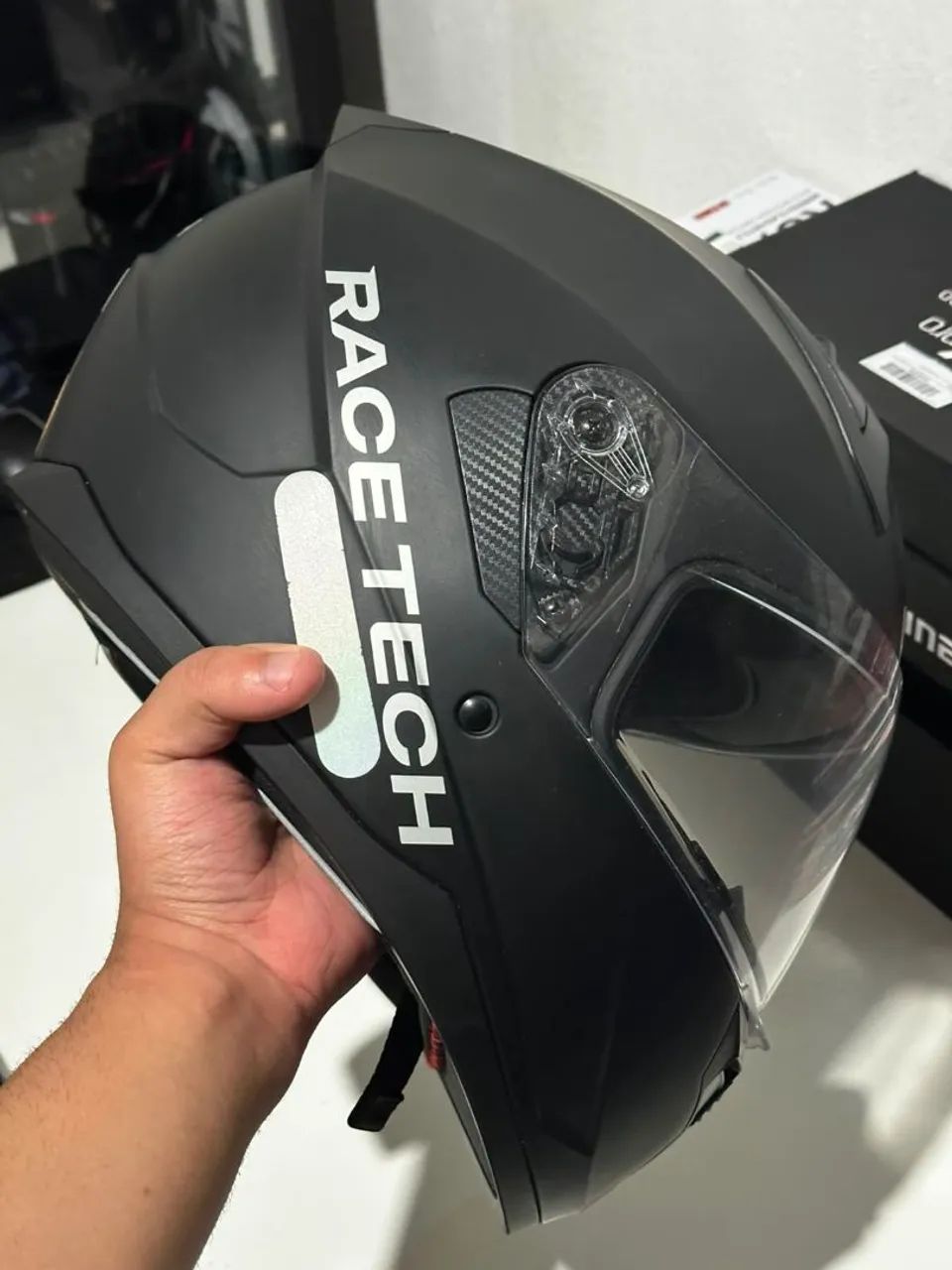 Capacete RACE TECH tam. 61/62 - Foto 3