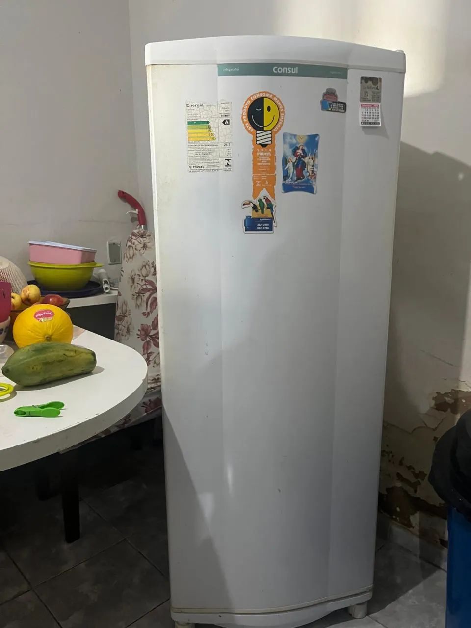 Vendo geladeira 
