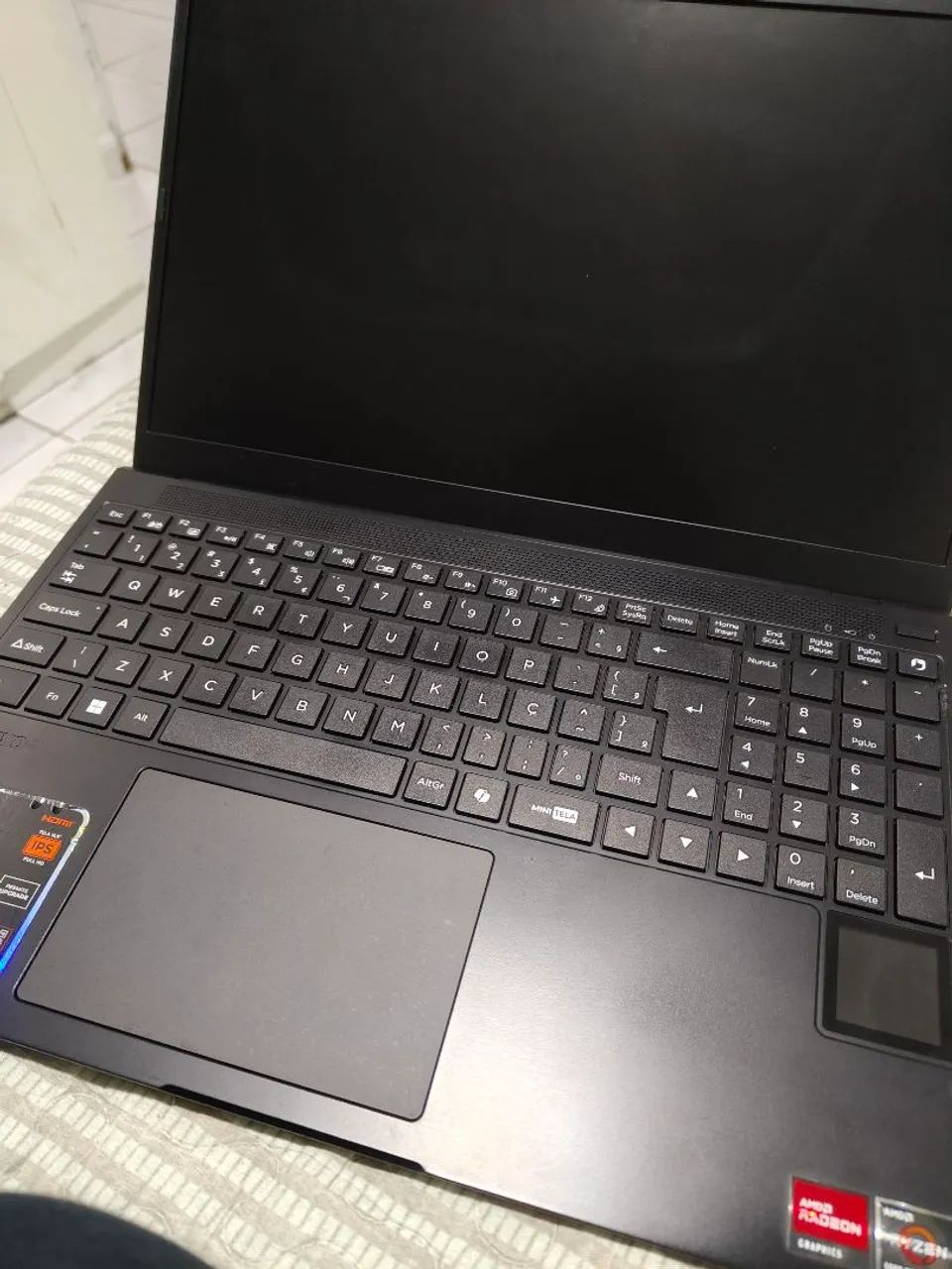 Notebook positivo r15m