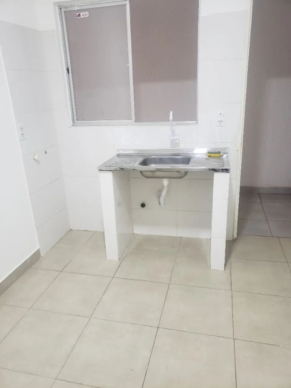 Oportunidade alugo apto na QNB 13 próximo ao Hospital de Taguatinga-HRT - Foto 3