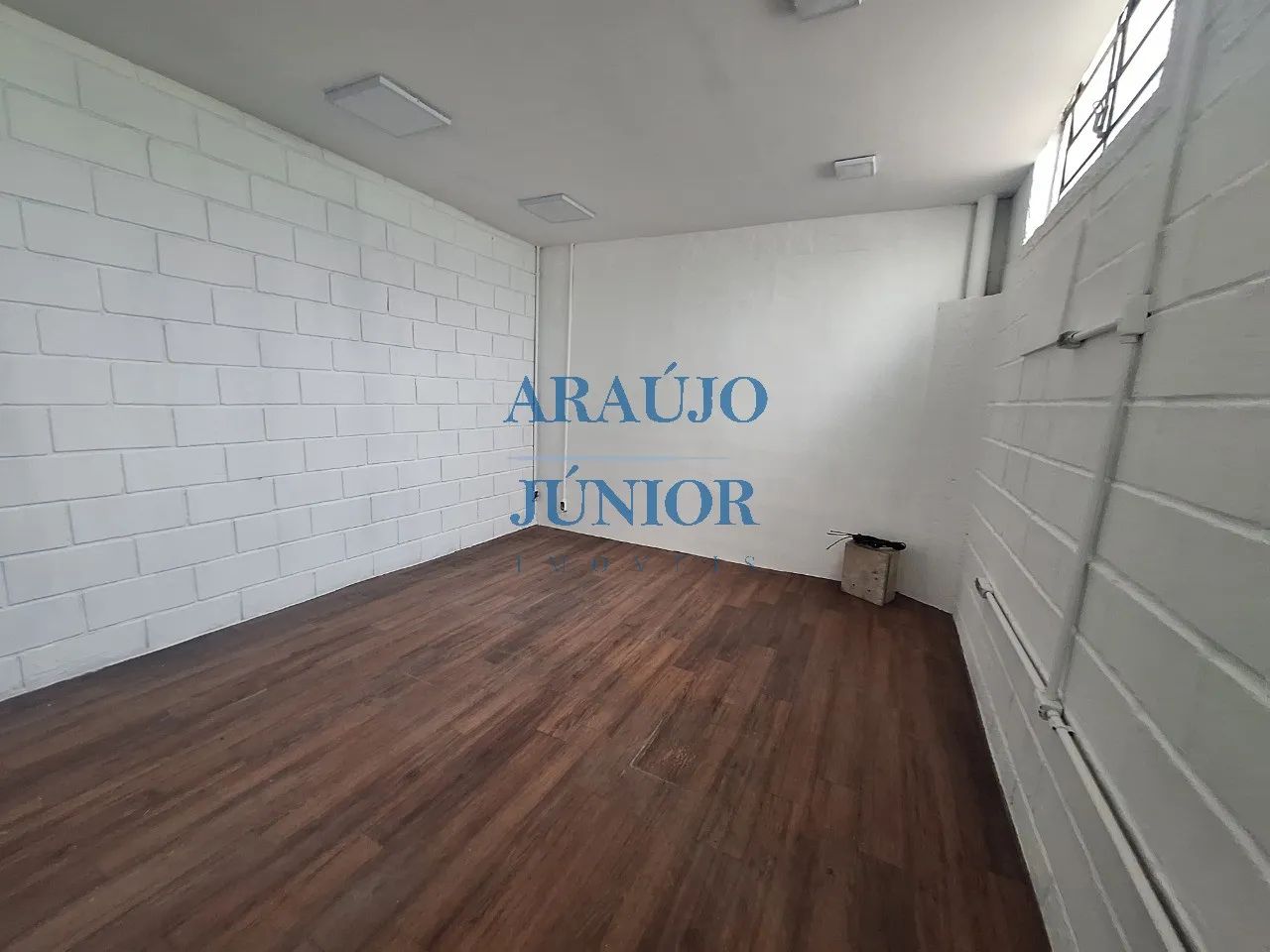 Galpão para locação em Santa Bárbara D'oeste-SP, Distrito Industrial I: 4 salas, 2 banheir - Foto 8