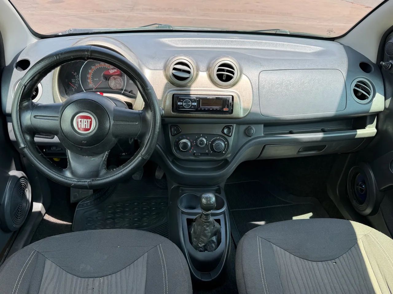 Fiat Uno WAY 1.0 EVO Fire Flex 8V 5P 2011 - Foto 4