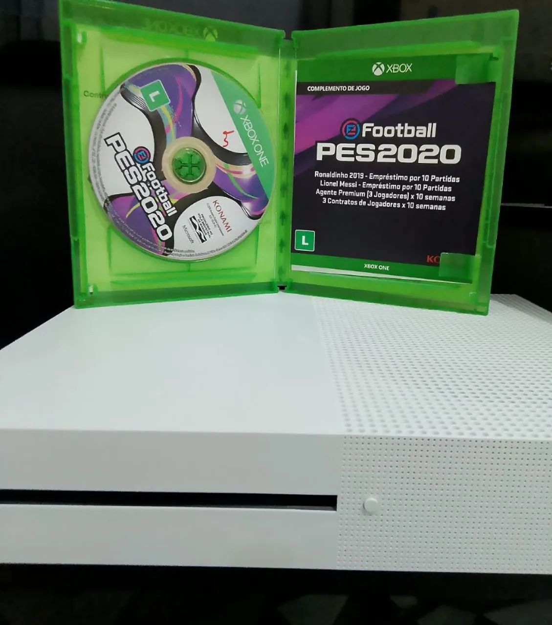 Xbox One S 1TB + 2 Controles Originais + 2 Jogos  - Foto 3