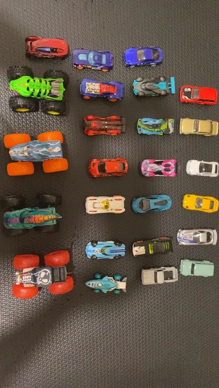 Carrinhos Hot Wheels - Foto 2