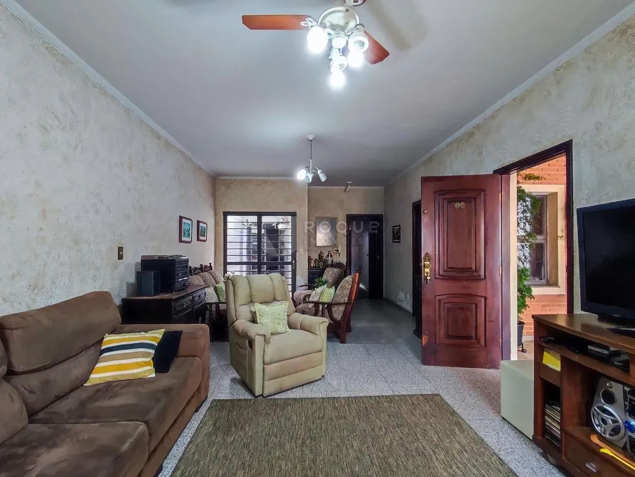 Casa à Venda na Vila Castelar