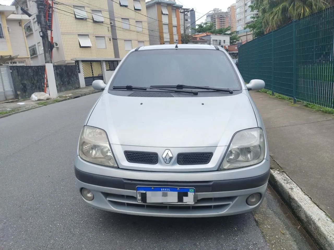 Renault Scenic Scénic RXE/ Privilège 2.0 16V 5p Mec. 2001
