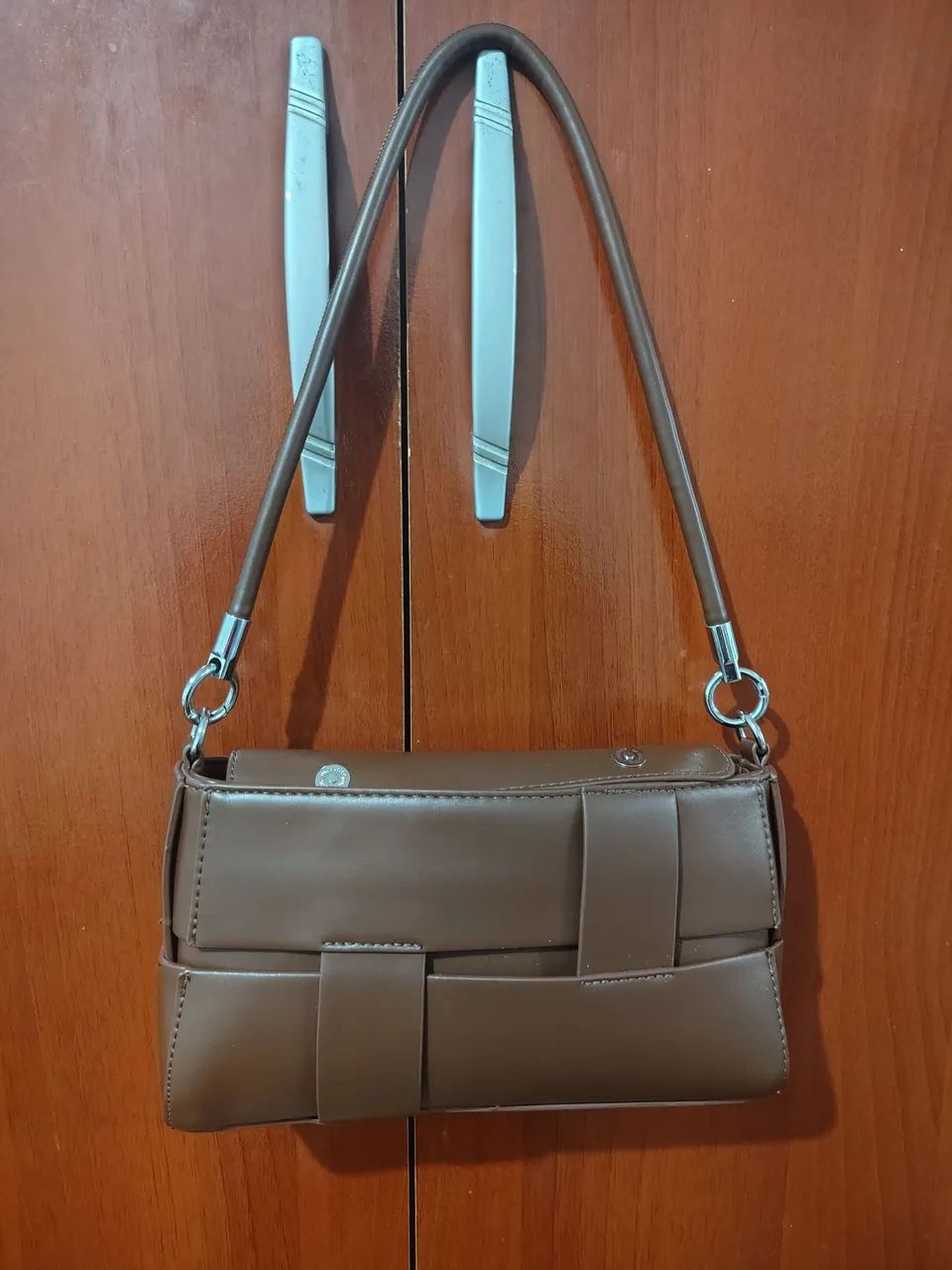 Vende se essas bolsas  - Foto 3