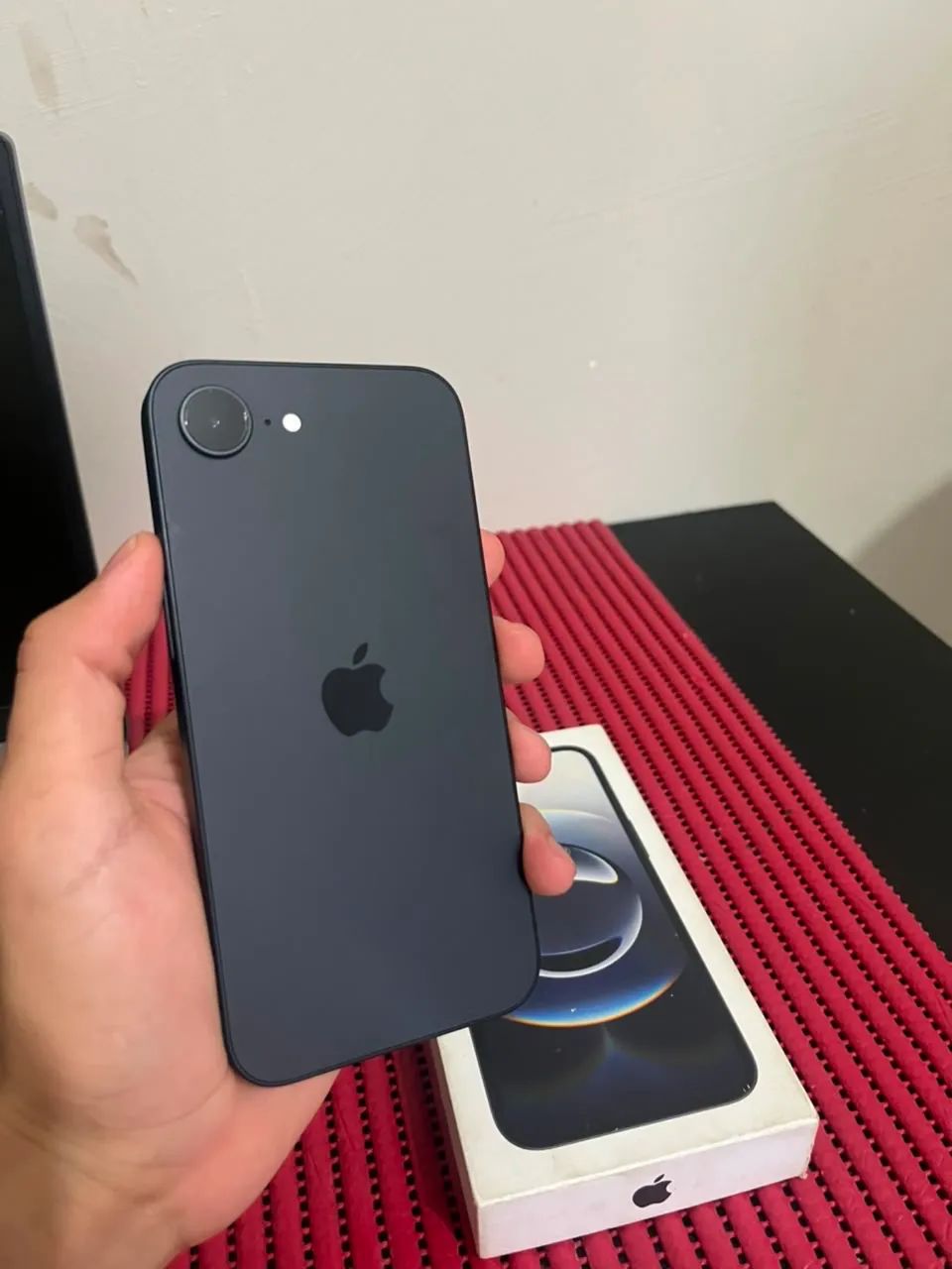 IPHONE 16e - GARANTIA APPLE 18/02/2027 - Foto 3