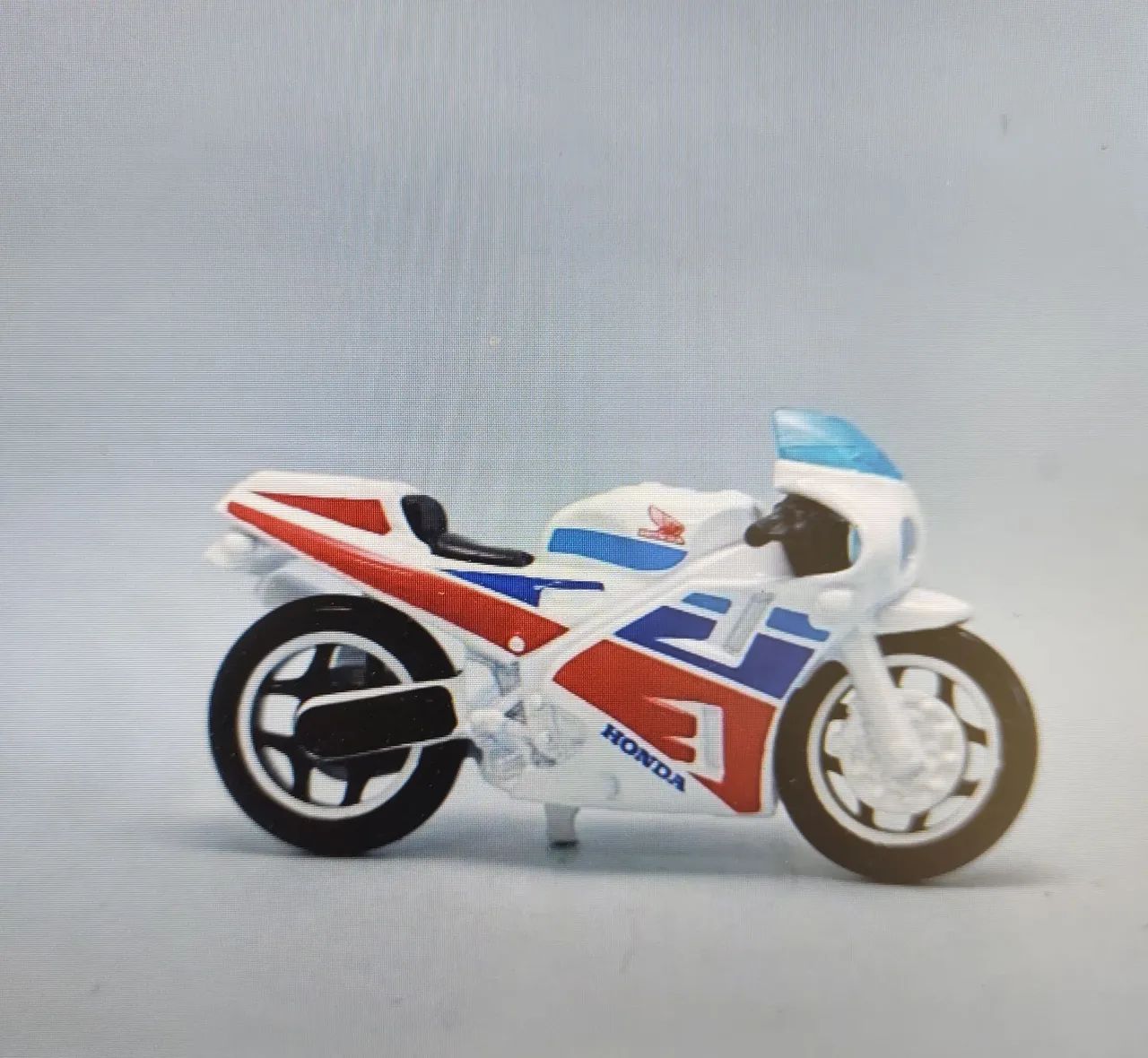 HotWheels Honda VFR 750R (RC30) - Foto 2