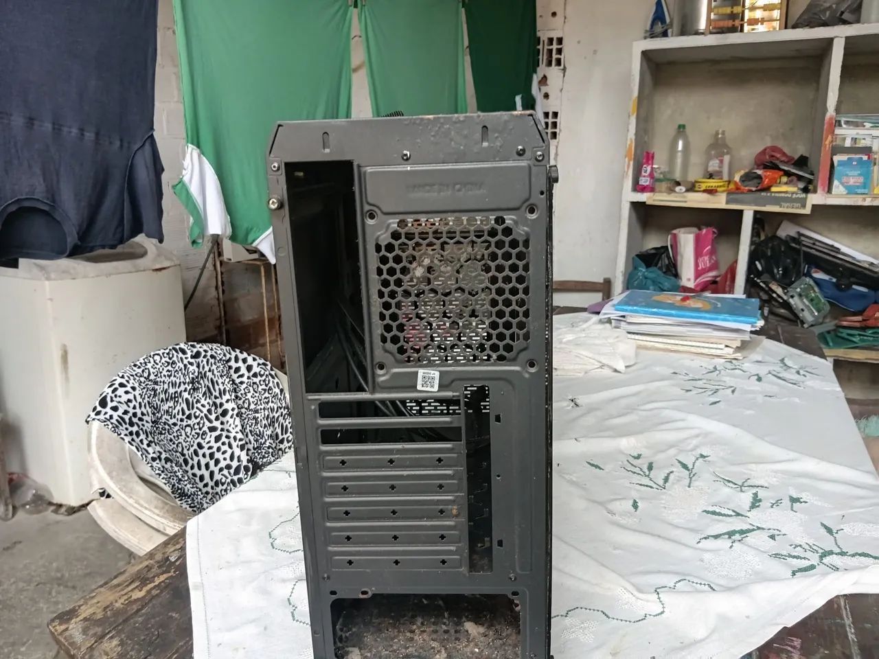Gabinete com pouco tempo de uso  - Foto 2