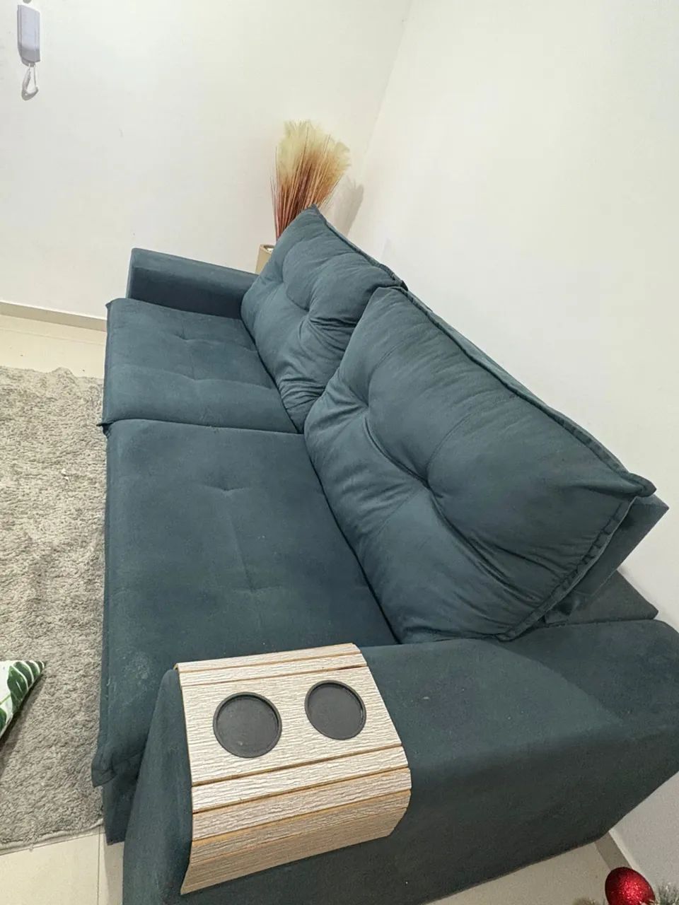 VENDO SOFÁ RETRÁTIL MUITO NOVO!!!