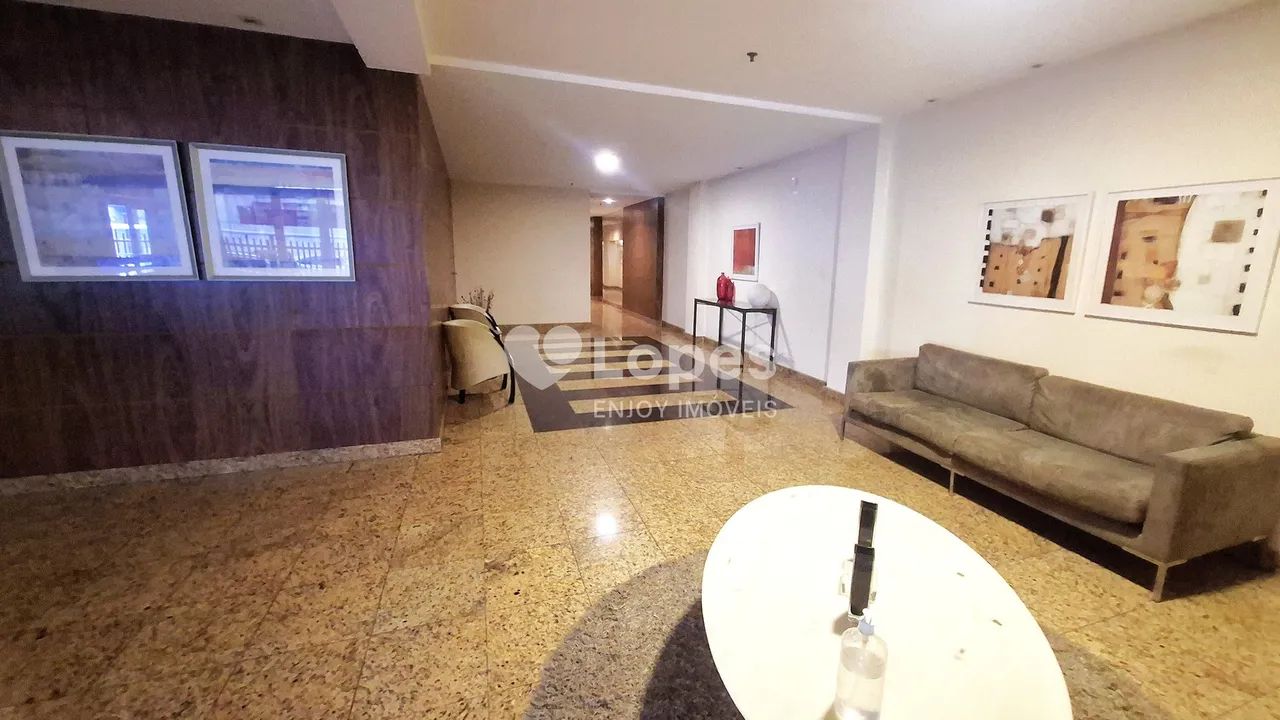 Botafogo 3 quartos 1 suíte com vaga na escritura - Foto 4