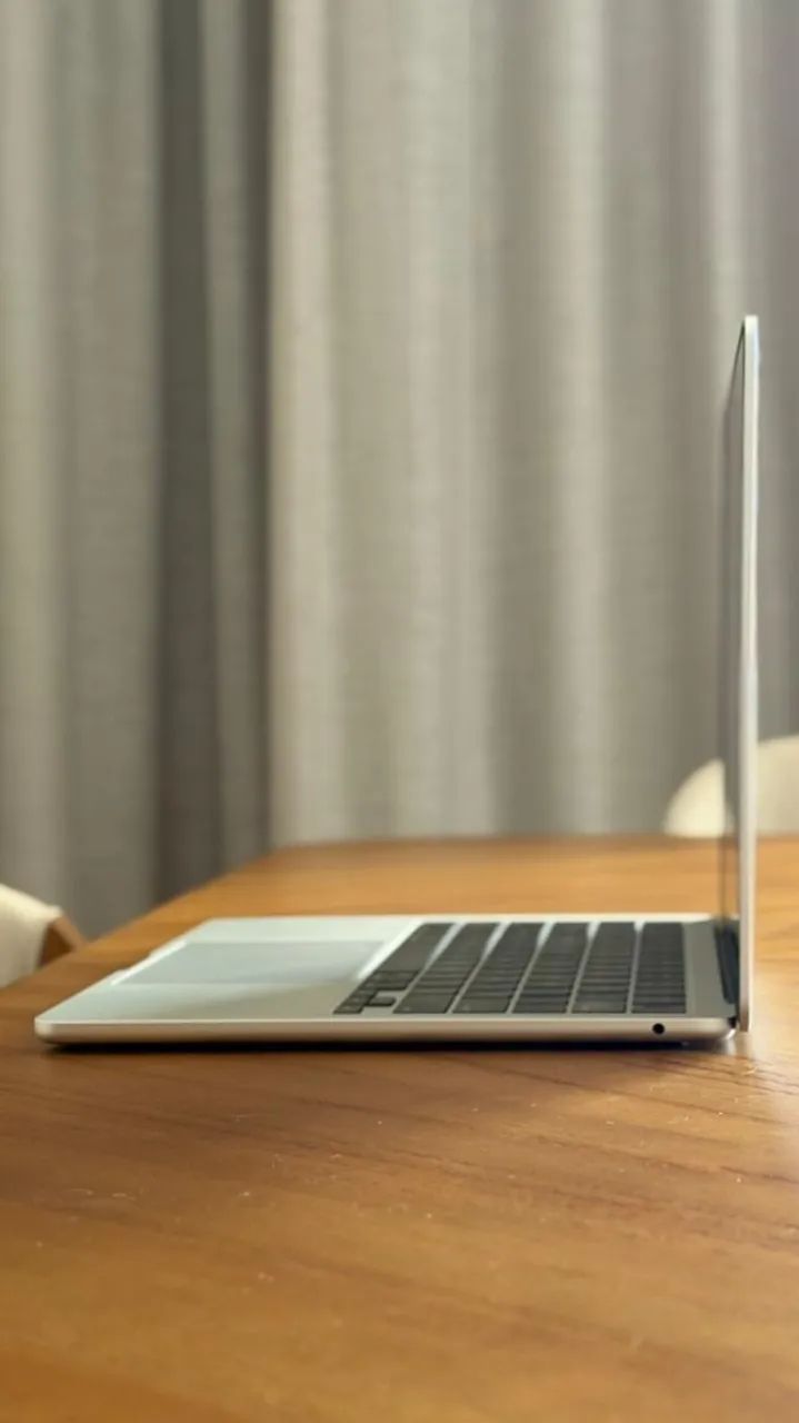 MACBOOK M2 13" / 16GB RAM / 256GB - Foto 3