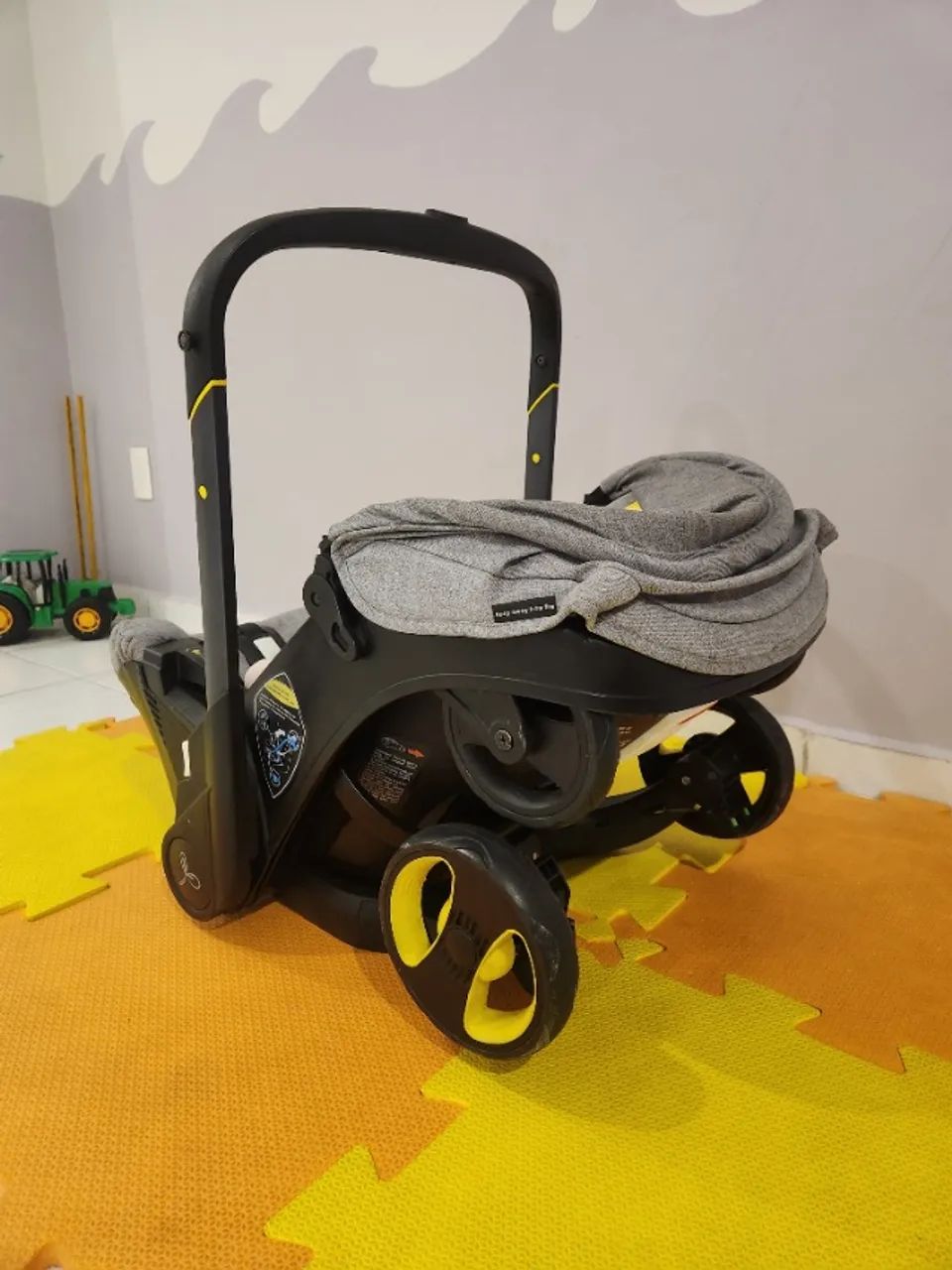 Bebê conforto com carrinho integrado. - Foto 3