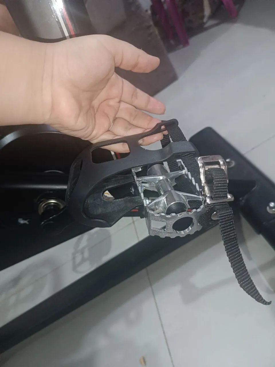 Bicicleta ergométrica pouquíssimo usada  - Foto 5