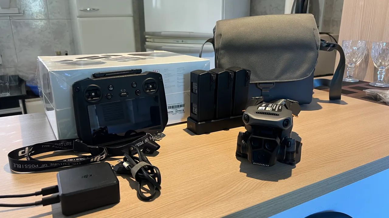 Drone DJI Mavic 3 Pro Fly More Combo Rádio RC Pro - Foto 4