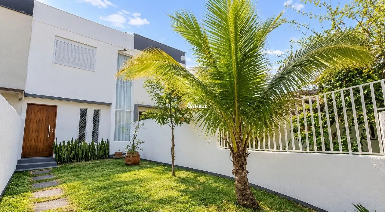 Casa à venda - 3 dormitórios - 1 suíte com 114m2 - Campeche - Foto 2