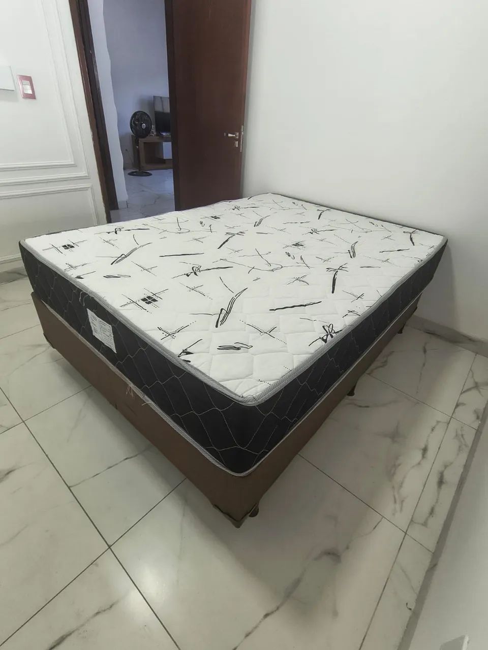 Cama de Casal em Ótimo Estado de Conservação - Foto 3