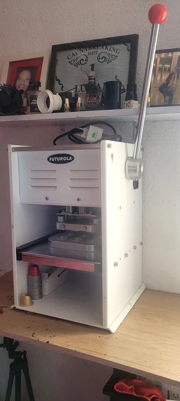 Prensa de encapsular café 