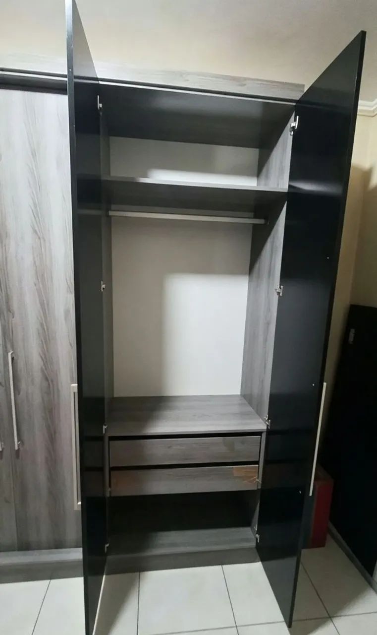 Guarda roupa