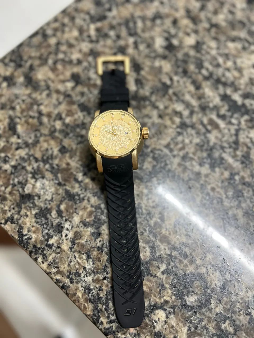 relógio invicta dourado - Foto 2