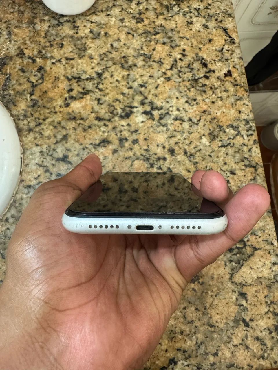iPhone XR branco 64 GB - Foto 3