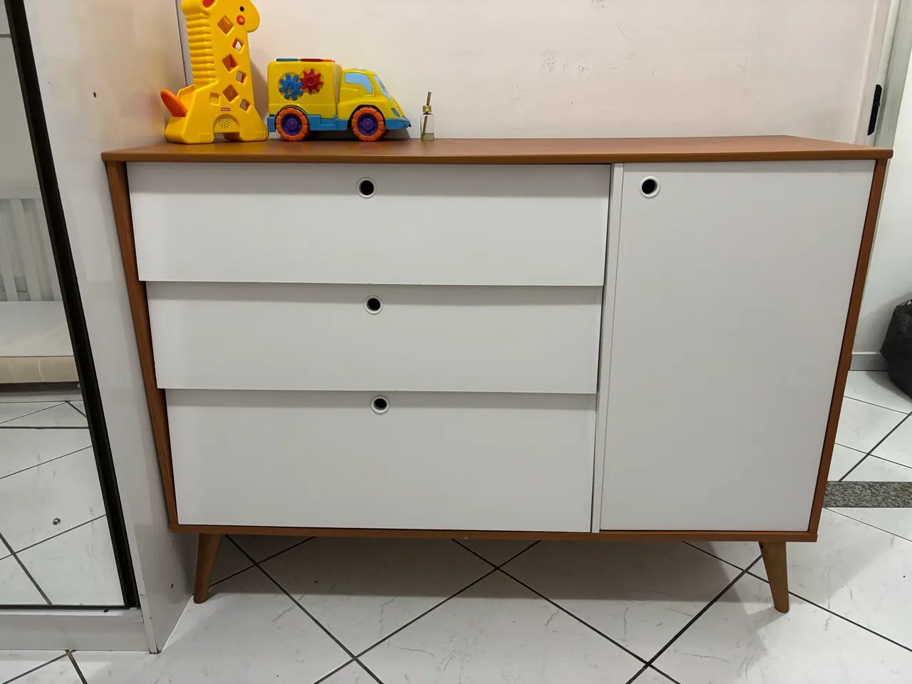 CÔMODA E GUARDA-ROUPA INFANTIL  - Foto 4