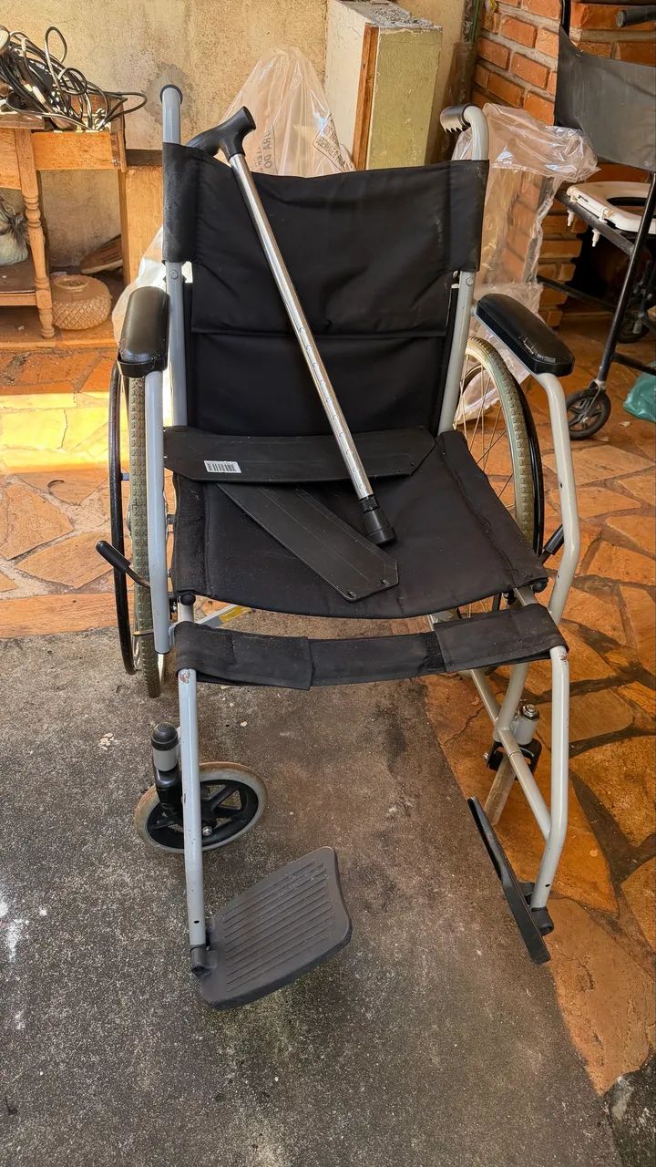 Cadeira de rodas - Foto 2