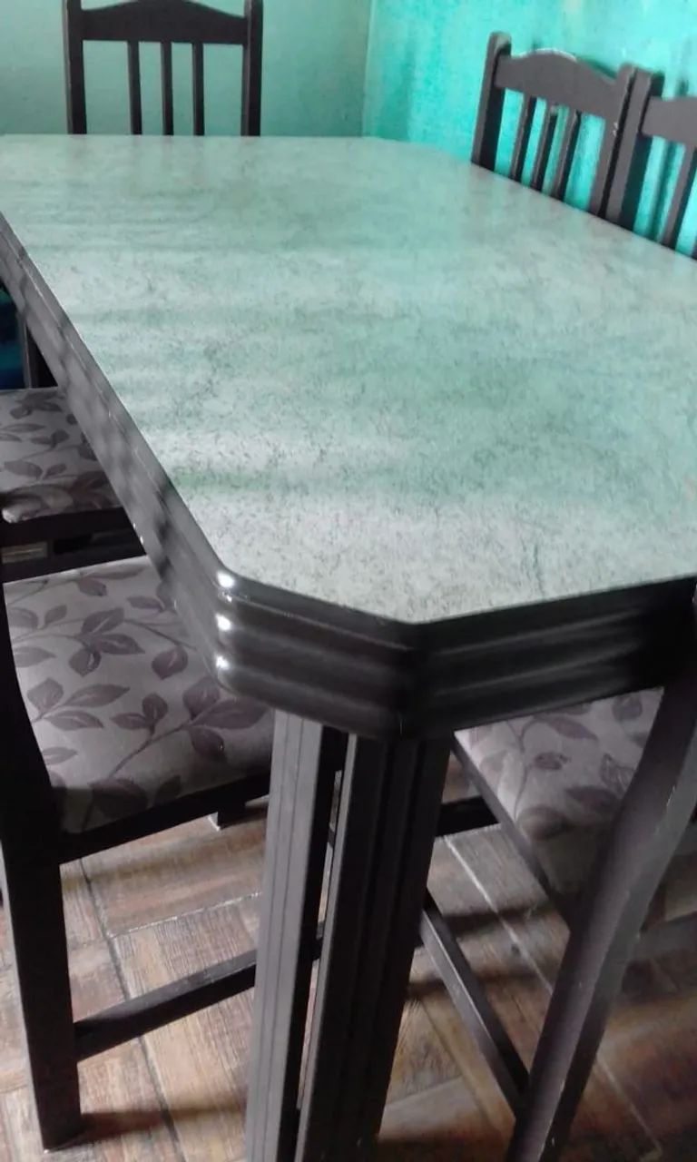 Mesa 6 Cadeiras