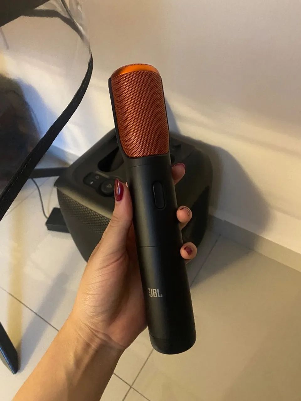 Caixa de som JBL 2 com microfones - Foto 2