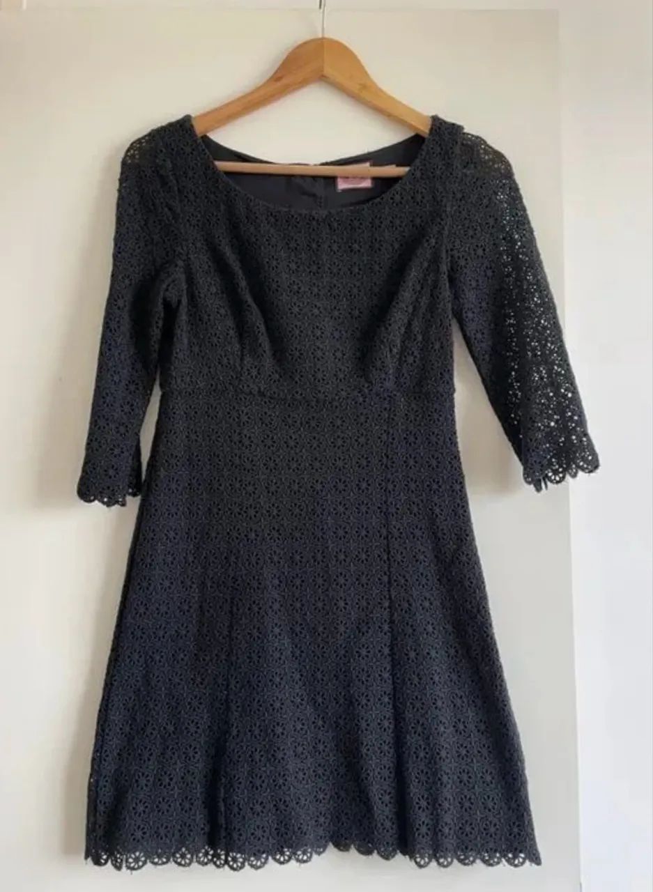 Vestido tam P com renda preto importado - Foto 2