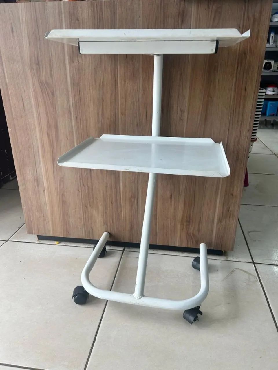 Mesa auxiliar  - Foto 3