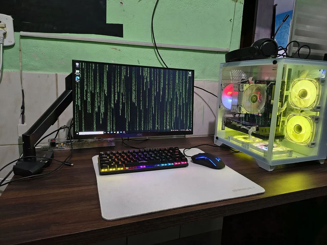 Pc gamer com mesas  - Foto 2