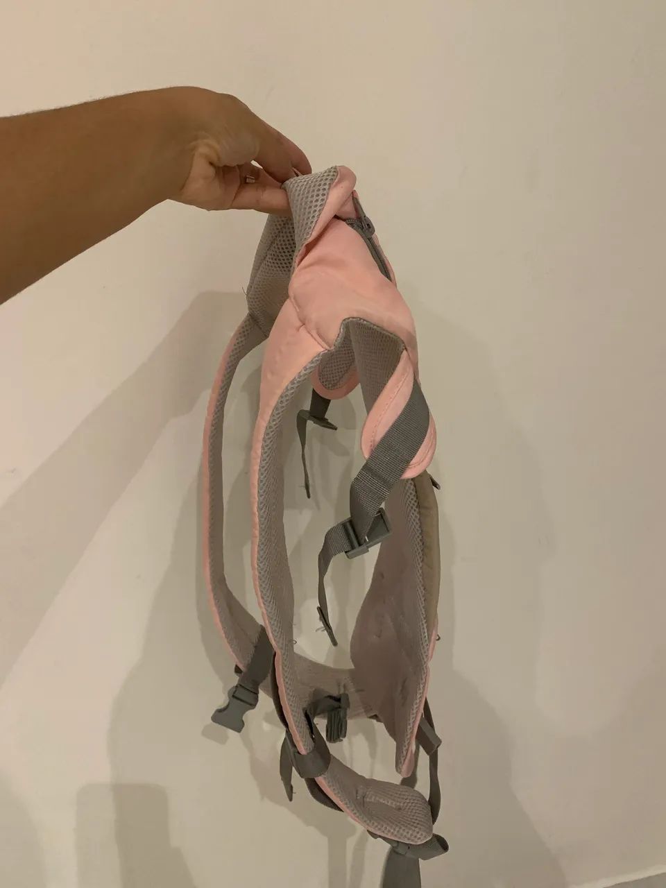 Bebe canguru ergonômico rosa  - Foto 4