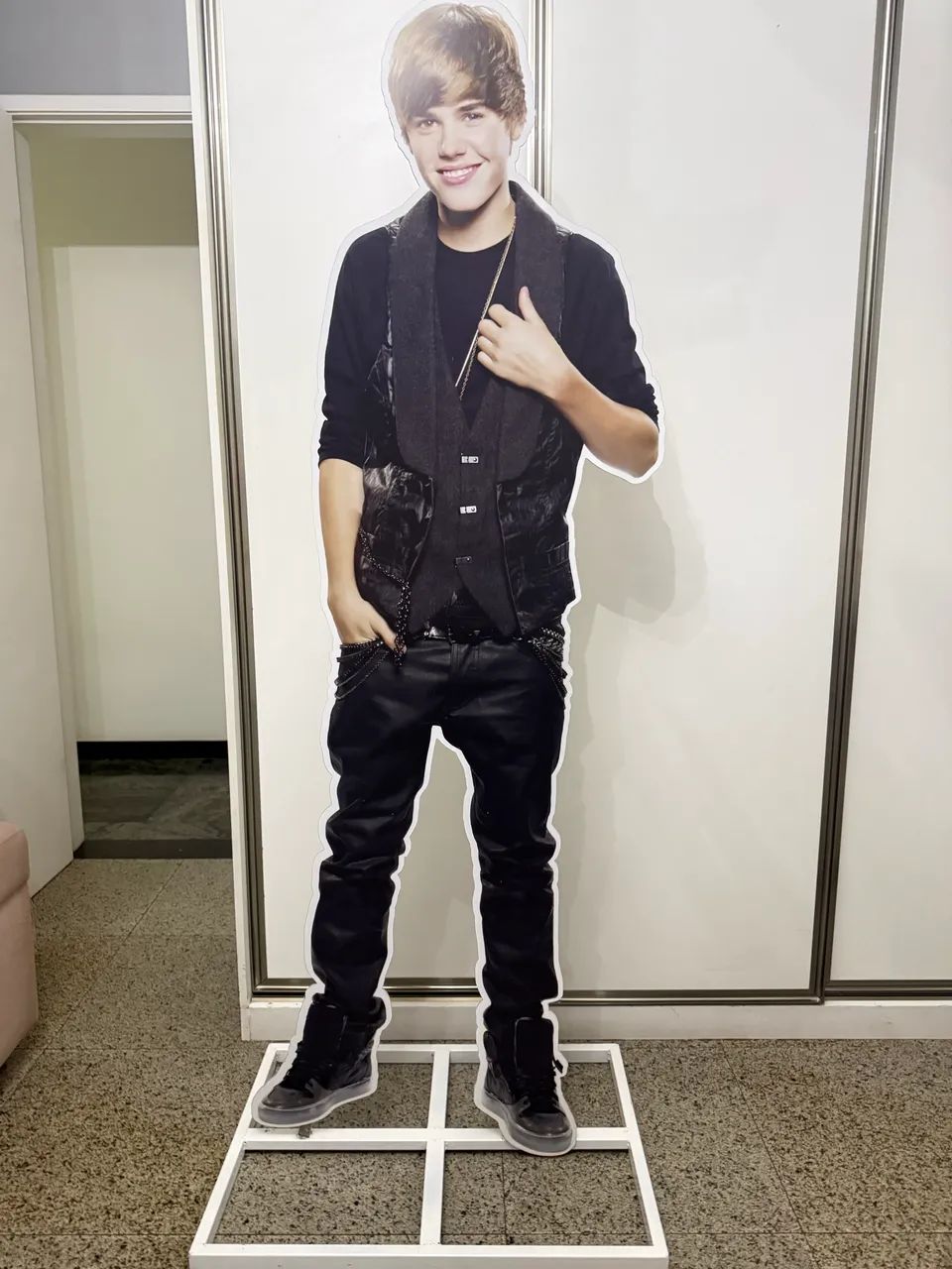 Display tamanho real do Justin Bieber 