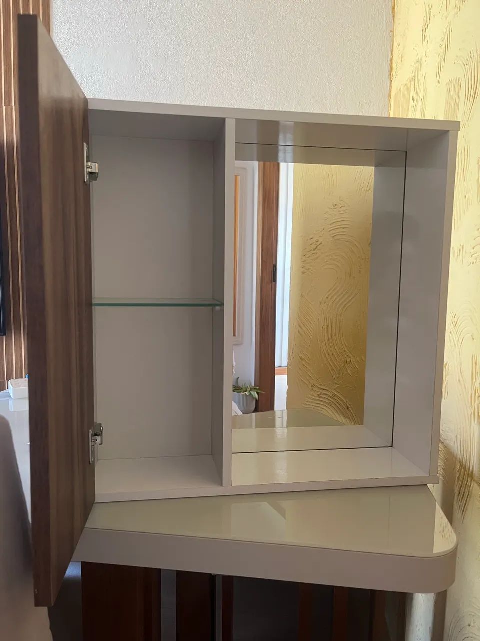 Espelheira banheiro com porta - Foto 2