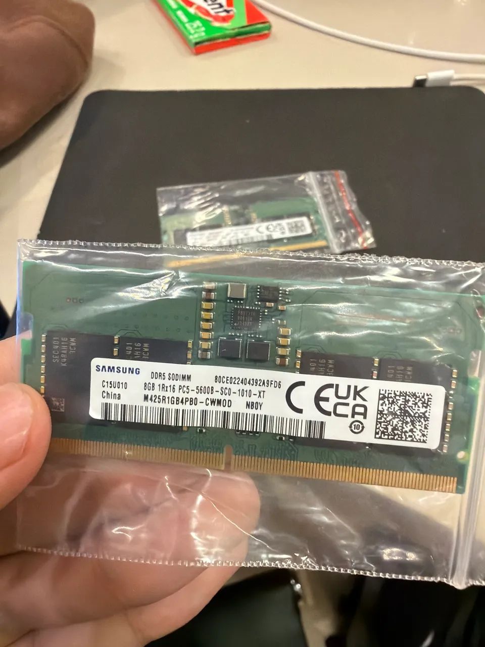 UMA Memória RAM 8GB DDR5 5600 (PC5-5600B) SODIMM SAMSUNG - Memória