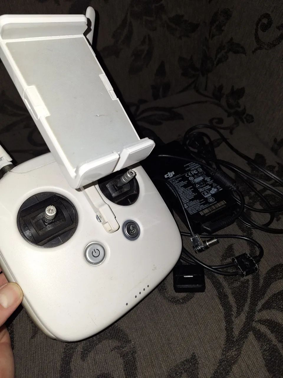 "Controle DJI Phantom 3 Pro / Advanced GL300A + Carregador Original" - Foto 3