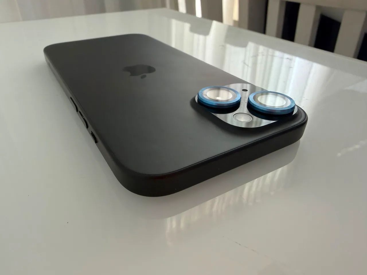 Celular IPhone 15 Preto 128GB Novinho