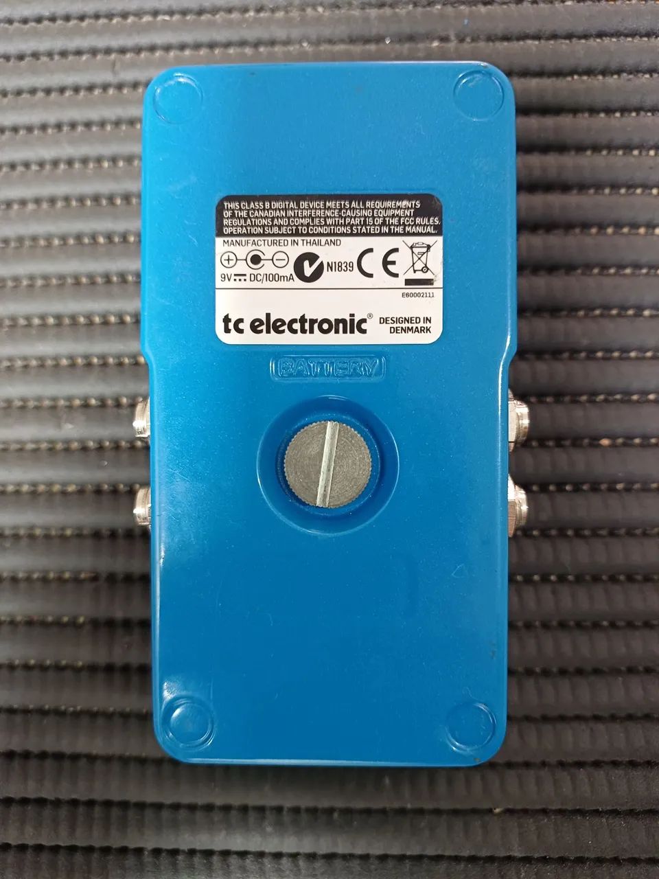 tc-electronic FLASH BACK（delay） TC Electronic FLASHBACK DELAY & LOOPER Pedal para guitarra/baixo