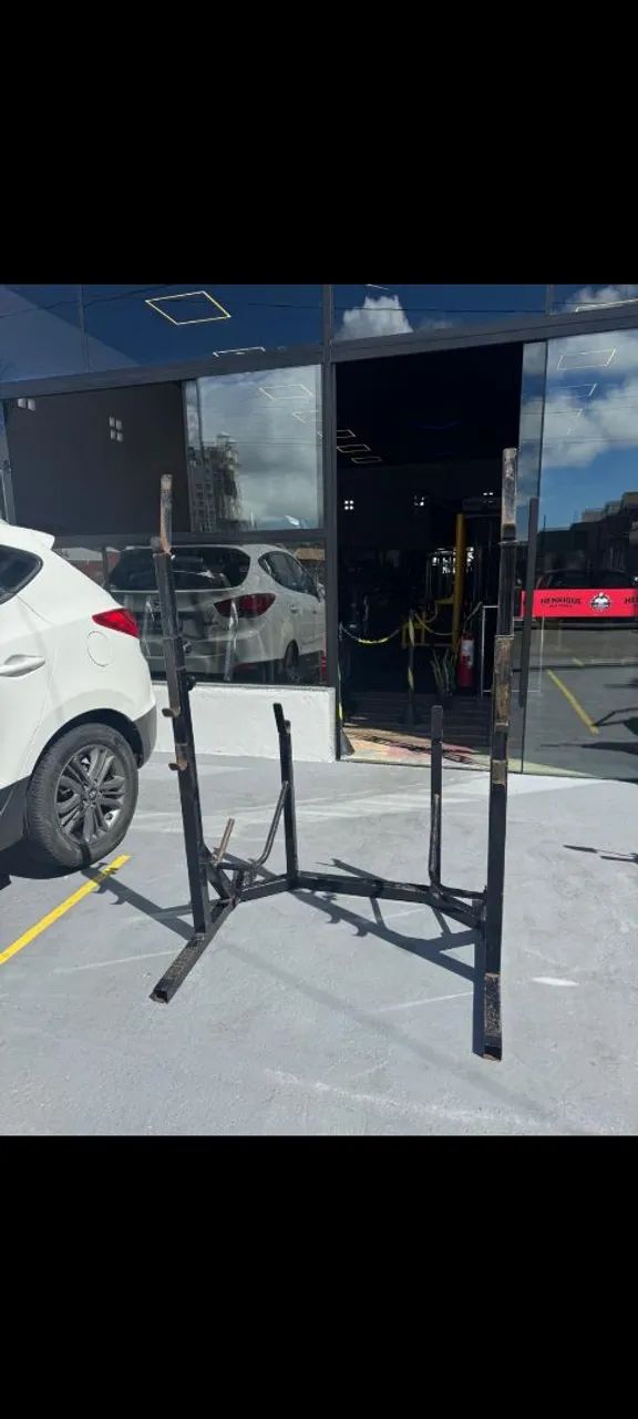 Suporte de agachamento com banco e suporte de barras 