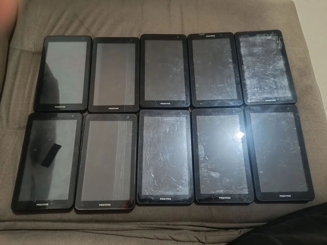 Lote de 10 tablets positivo para reparo