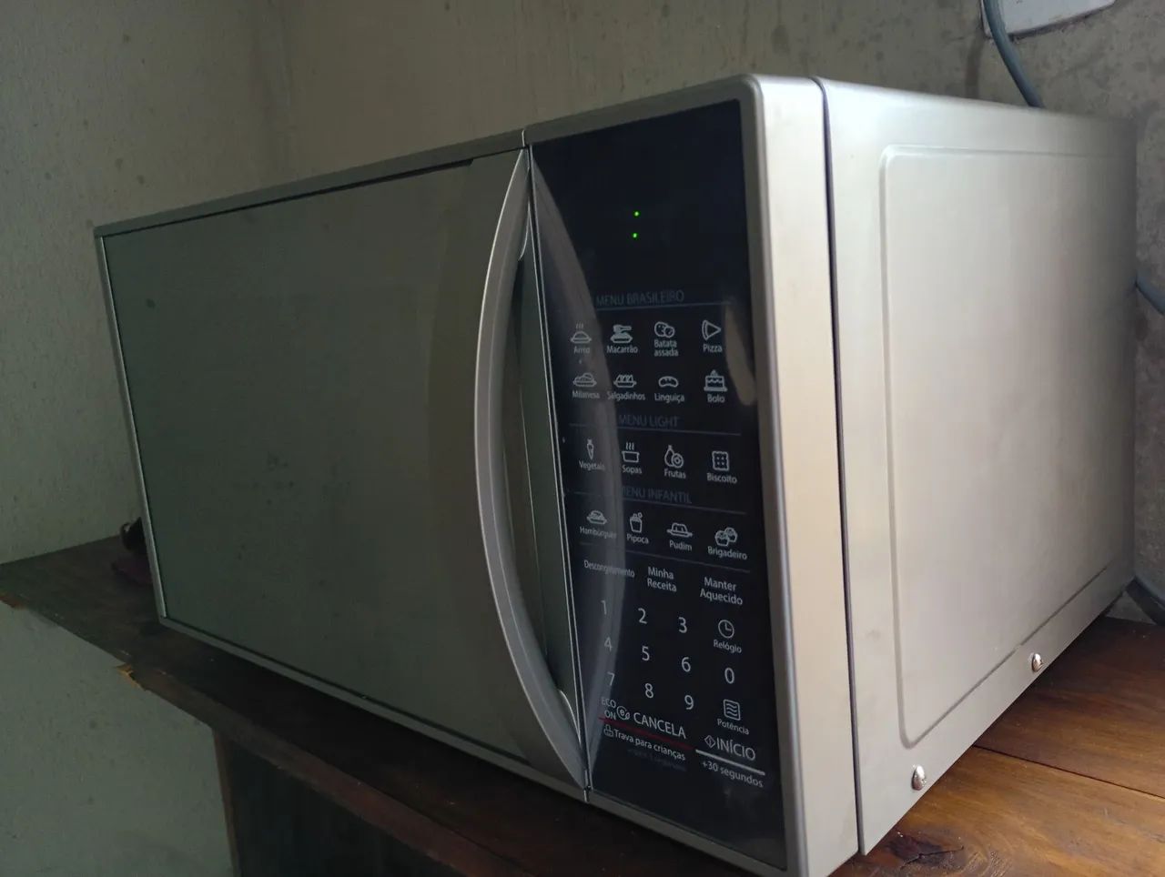 MICROONDAS 30 Litros LG Utilizado apenas 2 vezes  - Foto 5