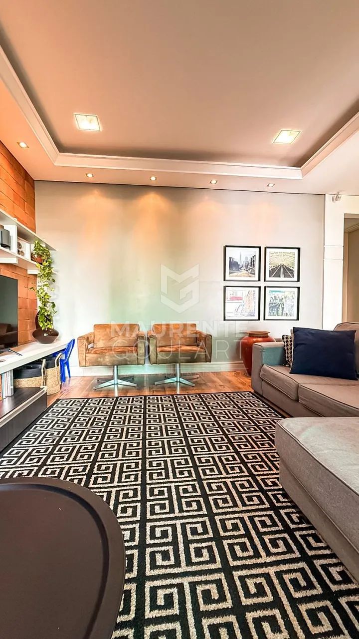 Casa com 3 suítes no Estreito