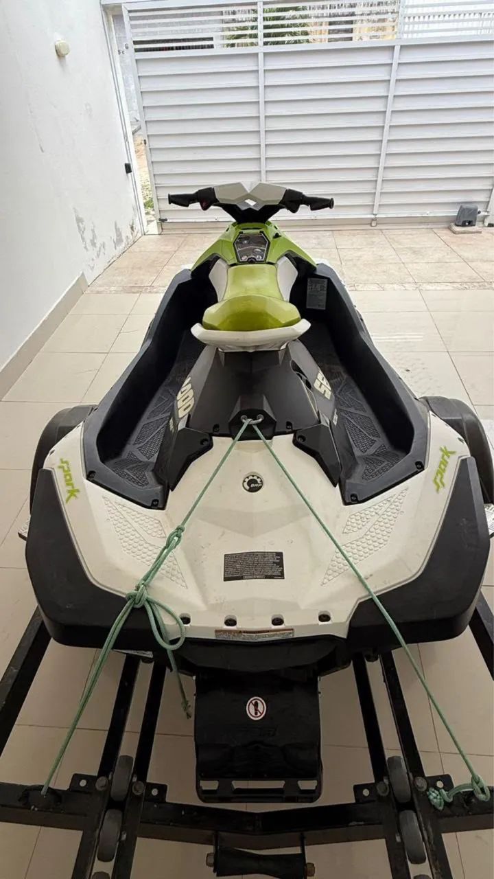 Sea doo Spark 2024 77 horas   - Foto 5