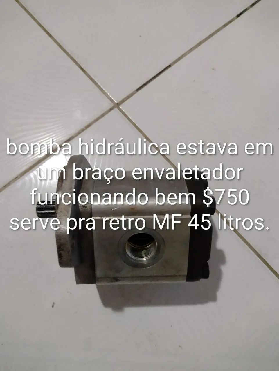 Bomba hidráulica em bom estado 