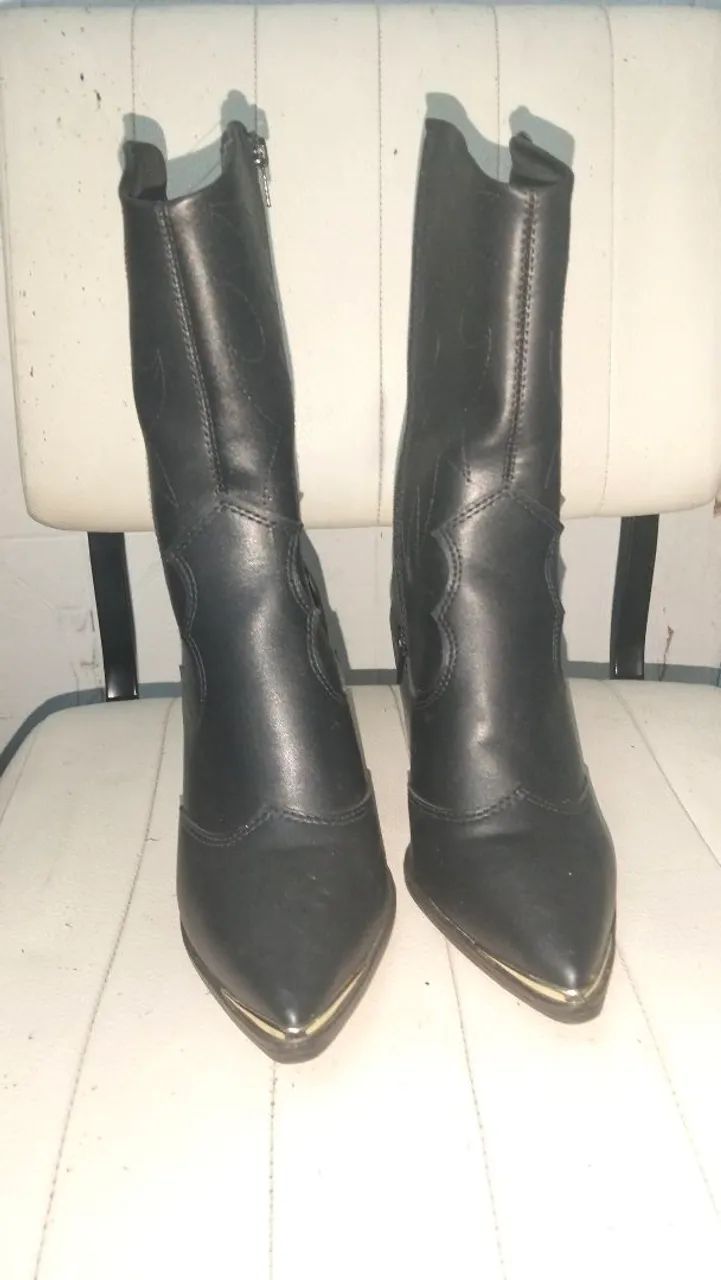 Vendo essa bota  - Foto 3