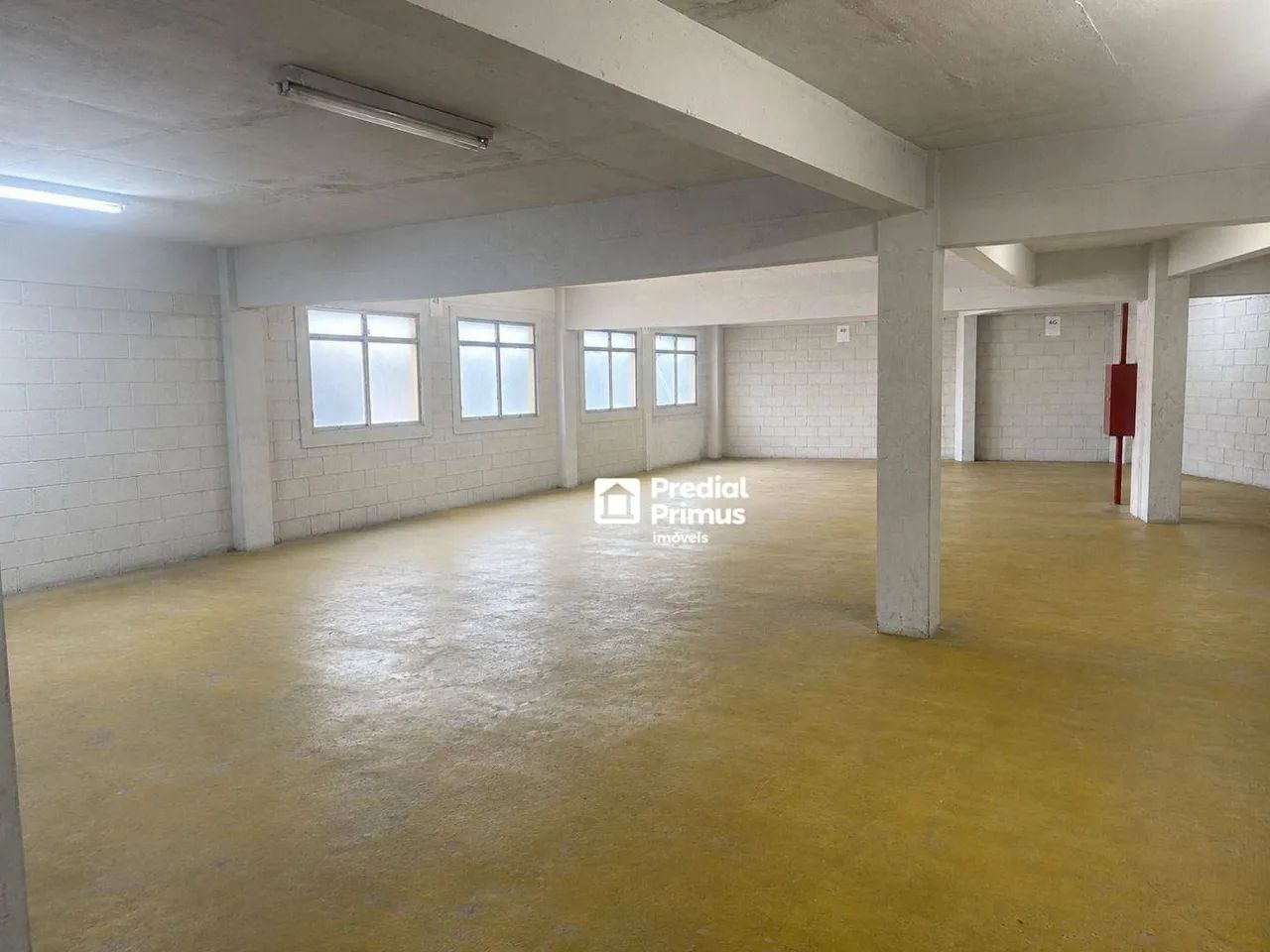 Loja para alugar, 308 m² - Centro - Nova Friburgo/RJ - Foto 3