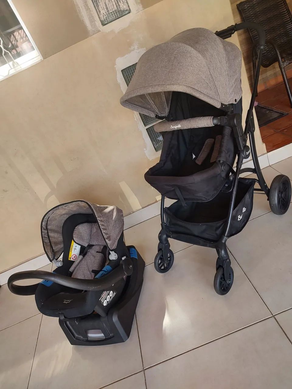 Carrinho, bebê conforto e base Burigotto  - Foto 5