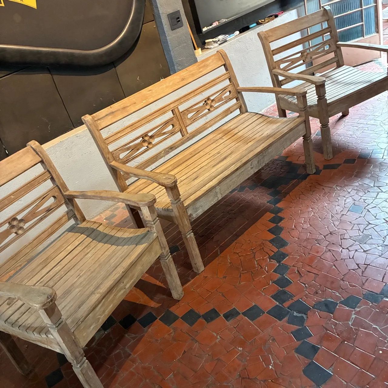 Conjunto cadeiras demolição 